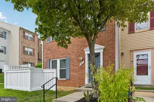 22 Appledowre Ct, Germantown, MD 20876 - Photo 3