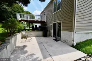 25253 Conrad Ct, Damascus, MD 20872 - Photo 3