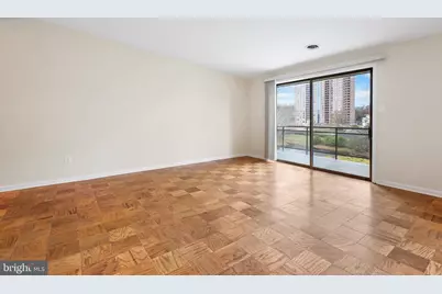10428 Rockville Pike #402, North Bethesda, MD 20852 - Photo 3