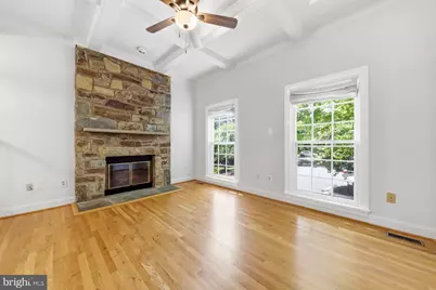 8904 Barrowgate Court, Potomac, MD 20854 - Photo 13