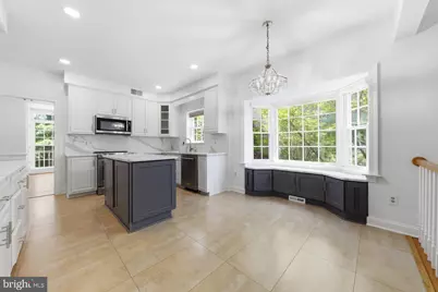 8904 Barrowgate Court, Potomac, MD 20854 - Photo 17