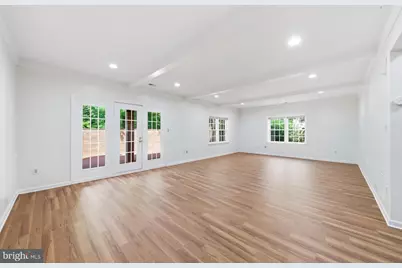 8904 Barrowgate Court, Potomac, MD 20854 - Photo 39