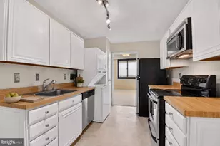 7420 Westlake Terrace, Bethesda, MD 20817 - Photo 11