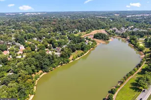 19520 Village Walk Dr, Montgomery Village, MD 20886 - Photo 27