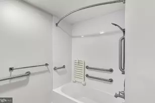19520 Village Walk Dr, Montgomery Village, MD 20886 - Photo 13