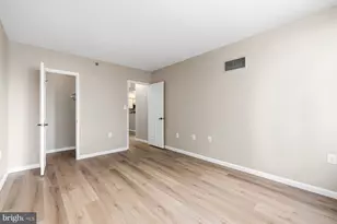 4801 Fairmont Ave, Bethesda, MD 20814 - Photo 25