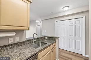 4801 Fairmont Ave, Bethesda, MD 20814 - Photo 13