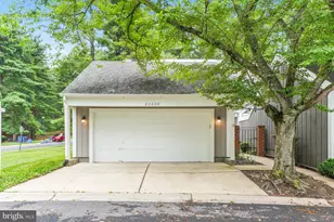 20600 Highland Hall Dr, Montgomery Village, MD 20886 - Photo 3