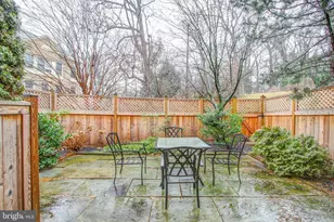 9700 Whitley Park Pl, Bethesda, MD 20814 - Photo 33