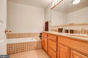 9700 Whitley Park Pl, Bethesda, MD 20814 - Photo 21