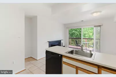 18315 Leman Lake Drive #705, Olney, MD 20832 - Photo 9