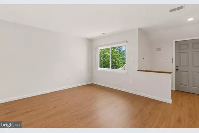 18315 Leman Lake Drive #705, Olney, MD 20832 - Photo 5