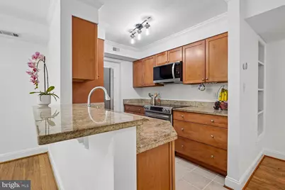 7861 Coddle Harbor Lane #29, Potomac, MD 20854 - Photo 11