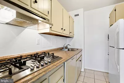 10500 Rockville Pike #605, Rockville, MD 20852 - Photo 15