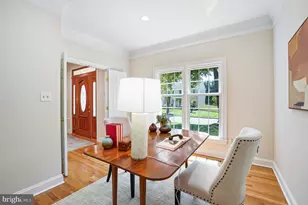 7009 Cashell Manor Ct, Rockville, MD 20855 - Photo 5