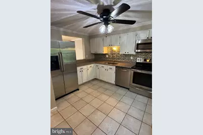 19048 Partridge Wood Drive, Germantown, MD 20874 - Photo 3