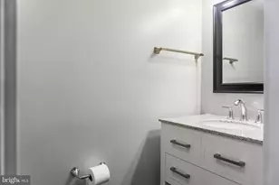 10807 Bucknell Dr, Silver Spring, MD 20902 - Photo 15