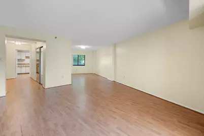 15115 Interlachen Drive #112, Silver Spring, MD 20906 - Photo 5