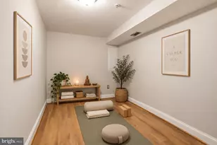 7568 Elioak Terrace, Gaithersburg, MD 20879 - Photo 25