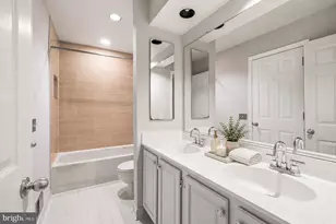 7568 Elioak Terrace, Gaithersburg, MD 20879 - Photo 19