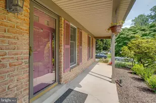 9326 Edgewood Ct, Gaithersburg, MD 20877 - Photo 3
