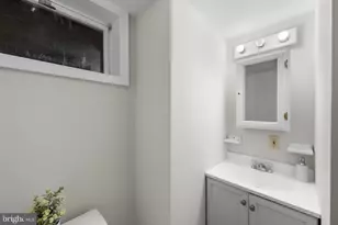 8404 Farrell Dr, Chevy Chase, MD 20815 - Photo 23