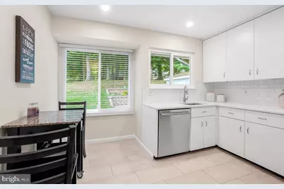 18221 Mehrens Terrace, Olney, MD 20832 - Photo 9