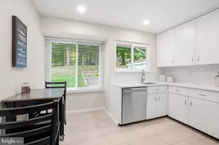 18221 Mehrens Terrace, Olney, MD 20832 - Photo 9