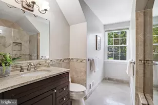 10605 Gainsborough Rd, Potomac, MD 20854 - Photo 17