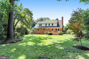 10605 Gainsborough Rd, Potomac, MD 20854 - Photo 31