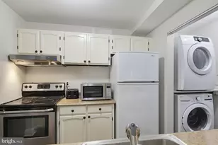 13123 Wonderland Way, Germantown, MD 20874 - Photo 11