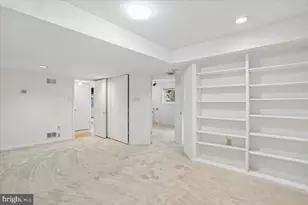 6511 Callander Dr, Bethesda, MD 20817 - Photo 31