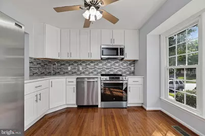 11613 Pleasant Meadow Drive, North Potomac, MD 20878 - Photo 9