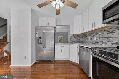 11613 Pleasant Meadow Drive, North Potomac, MD 20878 - Photo 7