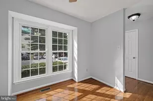 11613 Pleasant Meadow Dr, North Potomac, MD 20878 - Photo 51