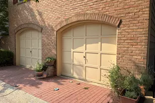 5724 Mayfair Manor Dr, North Bethesda, MD 20852 - Photo 3