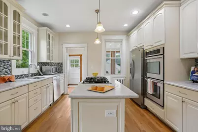 9501 Colesville Road, Silver Spring, MD 20901 - Photo 19