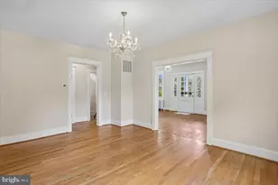 9501 Colesville Rd, Silver Spring, MD 20901 - Photo 15