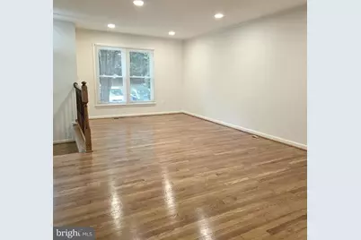 10617 Pine Haven Terrace, North Bethesda, MD 20852 - Photo 5