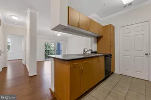 19608 Galway Bay Circle, Germantown, MD 20874 - Photo 7