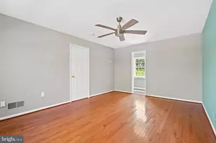 13604 Wisteria Dr, Germantown, MD 20874 - Photo 25
