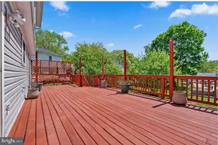 13604 Wisteria Dr, Germantown, MD 20874 - Photo 15