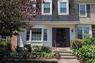 9349 Weathervane Pl, Gaithersburg, MD 20886 - Photo 1