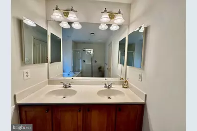 23517 Gardenside Place, Clarksburg, MD 20871 - Photo 9
