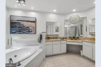 12001 Treeline Way, Rockville, MD 20852 - Photo 19