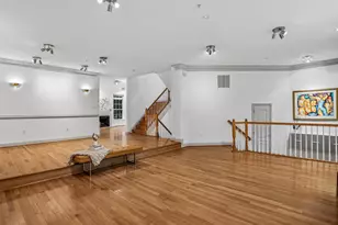 12001 Treeline Way, Rockville, MD 20852 - Photo 9