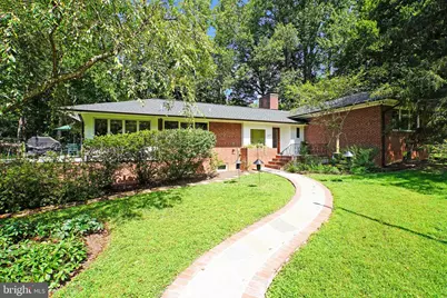 9233 Farnsworth Drive, Potomac, MD 20854 - Photo 1