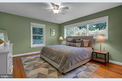9233 Farnsworth Drive, Potomac, MD 20854 - Photo 19