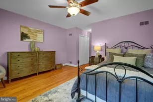 9233 Farnsworth Dr, Potomac, MD 20854 - Photo 17