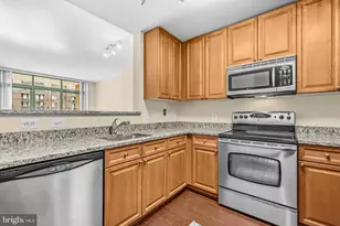 11700 Old Georgetown Rd, North Bethesda, MD 20852 - Photo 5
